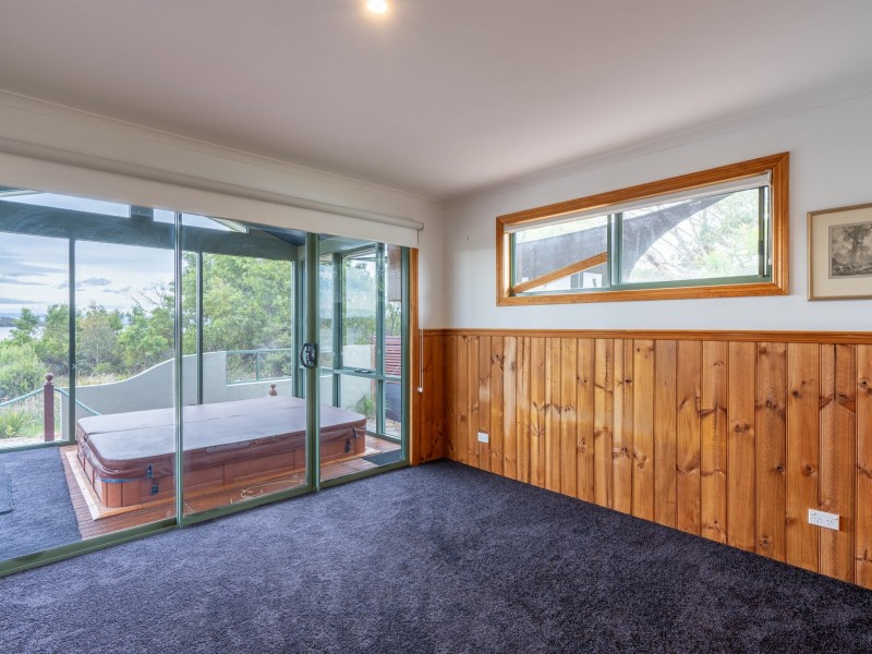 2002 Coles Bay Road, Coles Bay TAS 7215