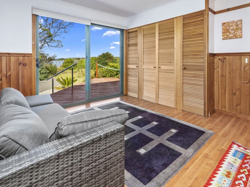 2002 Coles Bay Road, Coles Bay TAS 7215