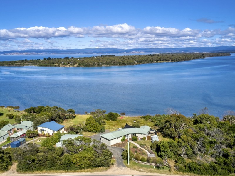 2002 Coles Bay Road, Coles Bay TAS 7215