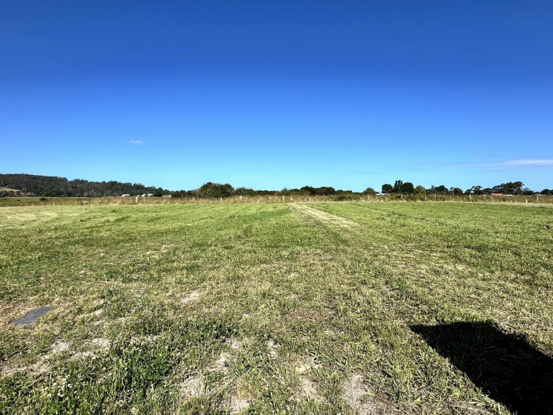 8 Archie Court, St Helens TAS 7216