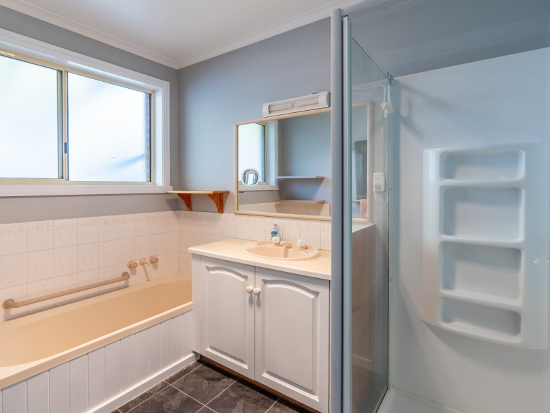 37 Tully Street, St Helens TAS 7216