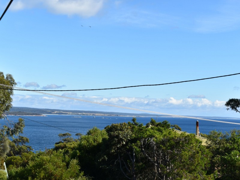 14 Beven Heights, Binalong Bay TAS 7216