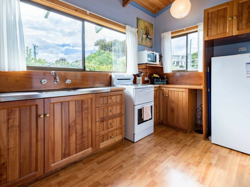 10 Erythos Grove, St Helens TAS 7216