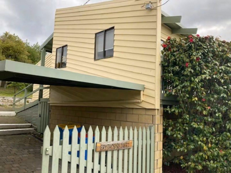 10 Erythos Grove, St Helens TAS 7216