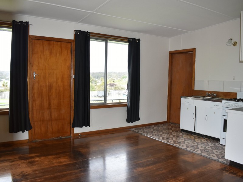 5A Halcyon Grove, St Helens TAS 7216