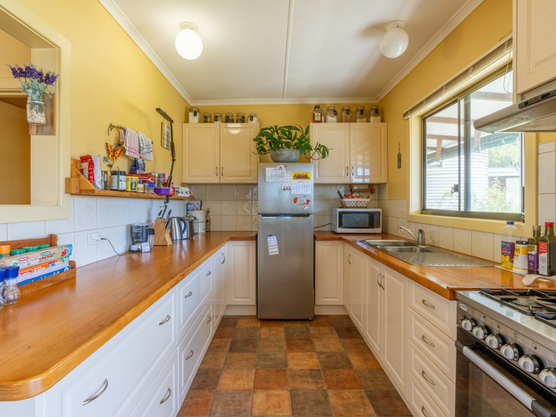 10 Atlas Drive, St Helens TAS 7216