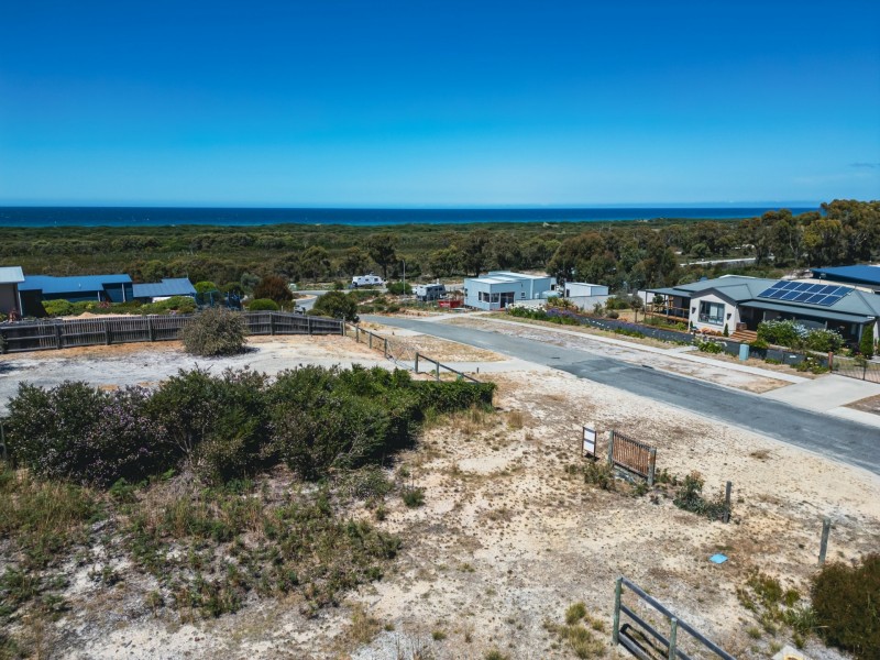 10 Malibu Street, Scamander TAS 7215