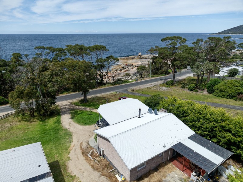 9 Waubs Esplanade, Bicheno TAS 7215