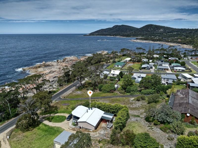 9 Waubs Esplanade, Bicheno TAS 7215