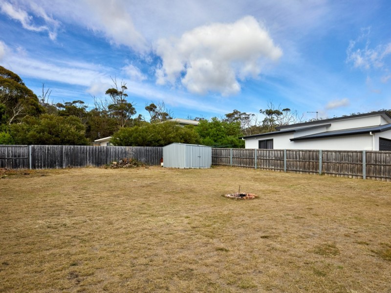 16 Wallace Avenue, Bicheno TAS 7215