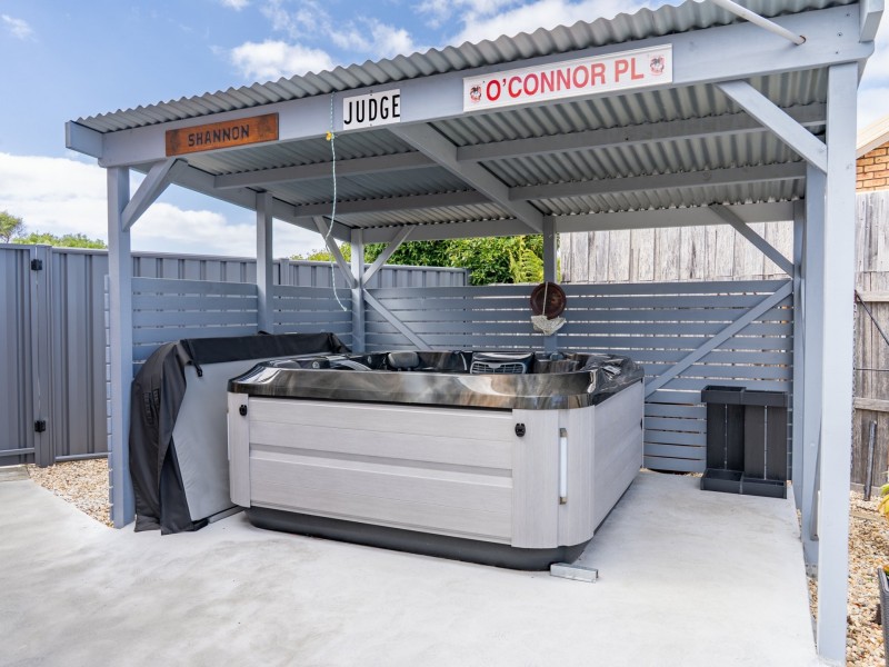 2/1 Cherrywood Drive, Scamander TAS 7215