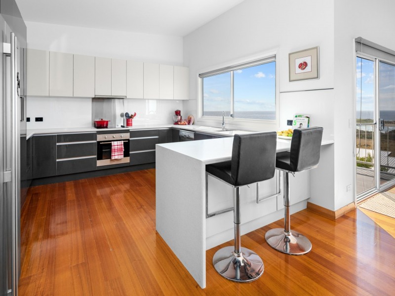 152 Tasman Highway, Bicheno TAS 7215