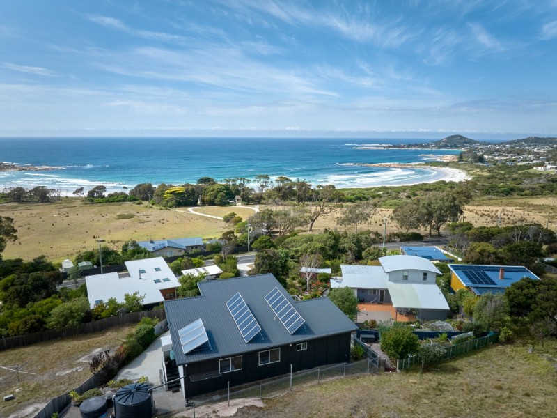 152 Tasman Highway, Bicheno TAS 7215