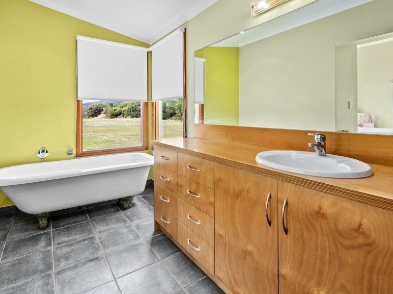 18482 Tasman Highway, Douglas River TAS 7215