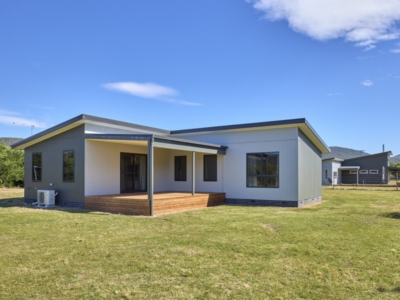 18482 Tasman Highway, Douglas River TAS 7215