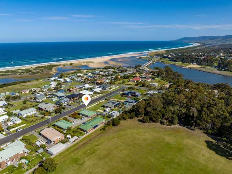 1/16-18 George Street, Scamander TAS 7215