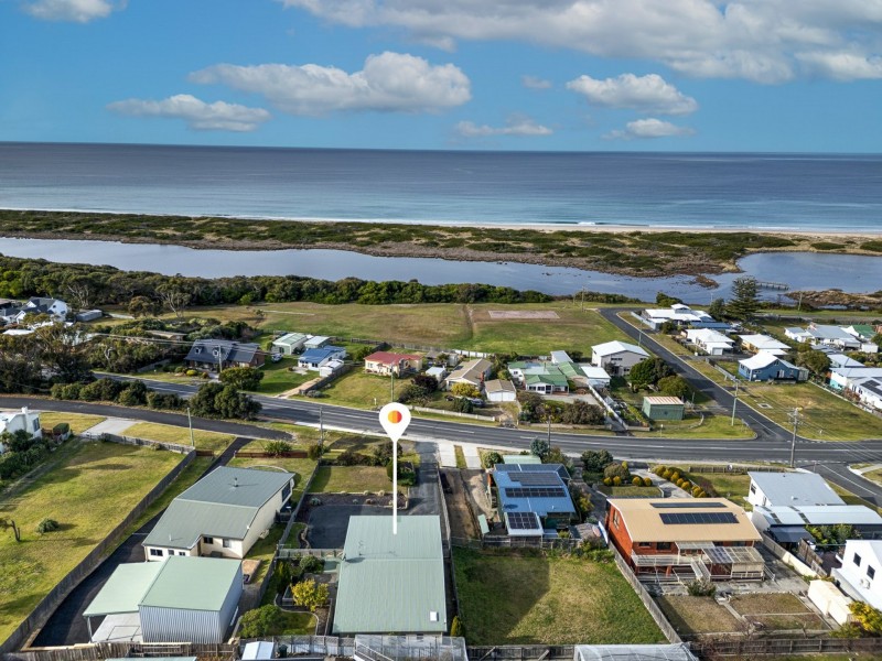 124 Scamander Avenue, Scamander TAS 7215