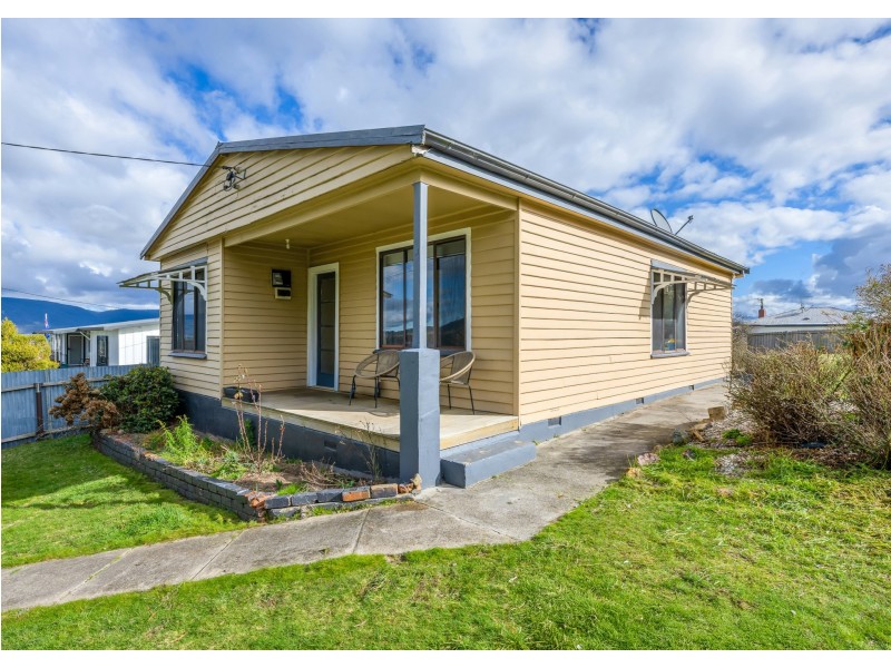 8 Cameron Street, St Marys TAS 7215