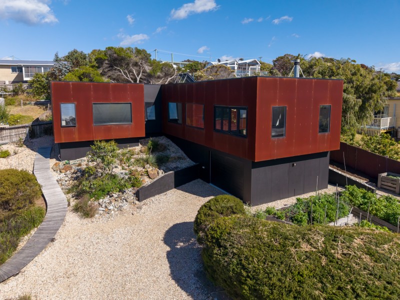 313-315 Tasman Highway, Beaumaris TAS 7215