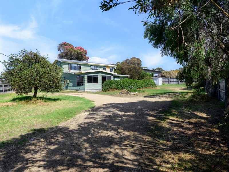 10 Lade Court, Beaumaris TAS 7215