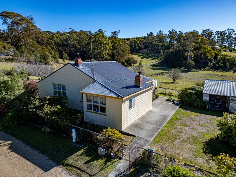 52 Ansons Bay Road, St Helens TAS 7216