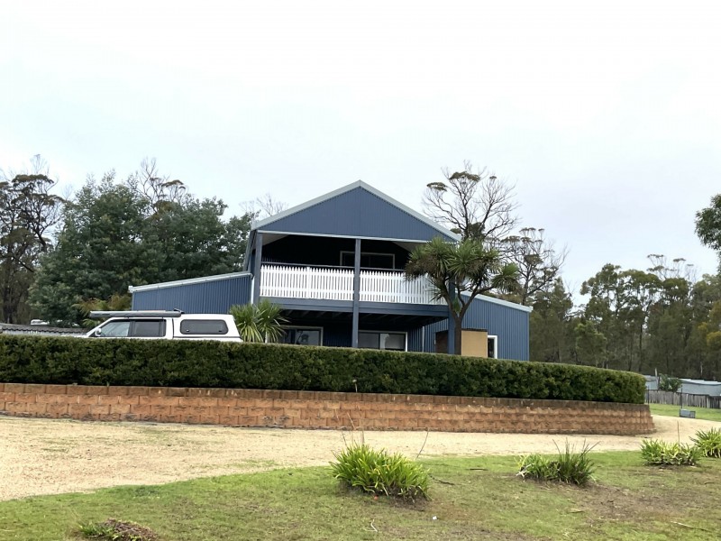 33 Coffey Drive, Binalong Bay TAS 7216
