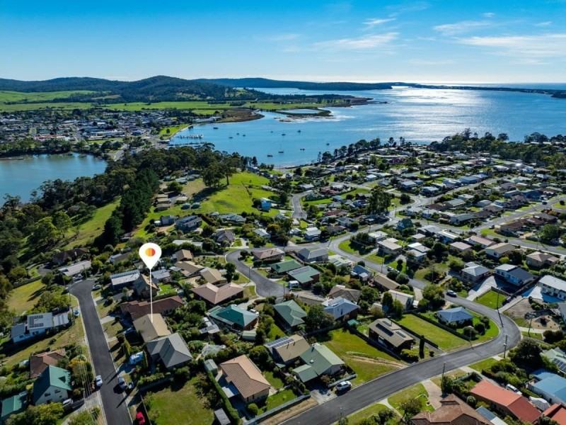 28 Erythos Grove, St Helens TAS 7216