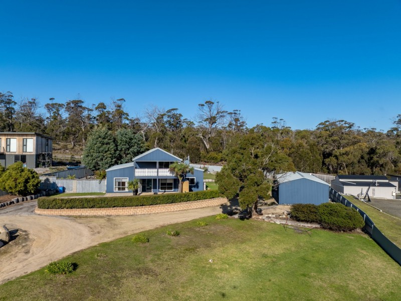 33 Coffey Drive, Binalong Bay TAS 7216