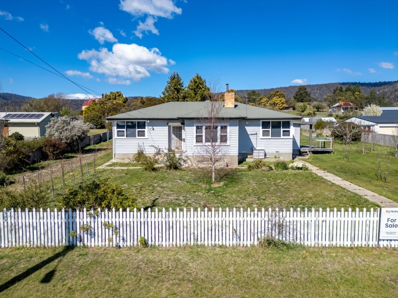 24 Grant Street, Fingal TAS 7214