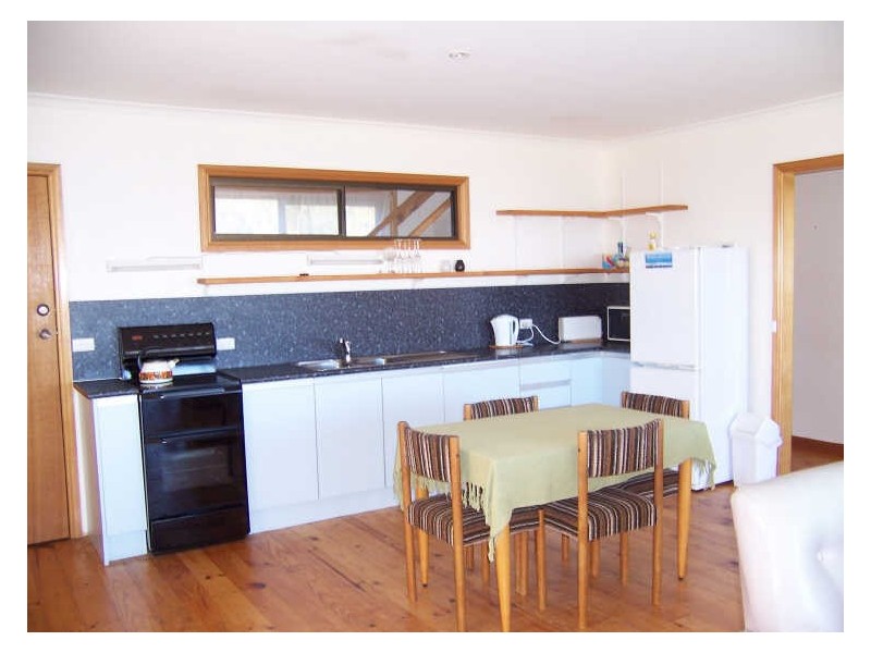 11 Coffey Court, Binalong Bay TAS 7216