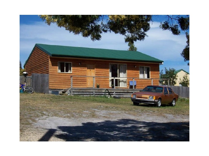 27 Penelope Street, St Helens TAS 7216