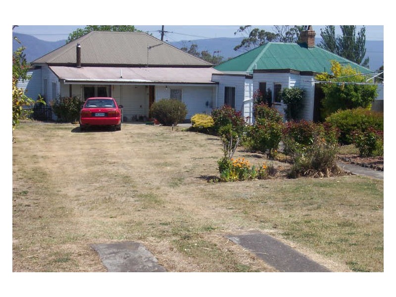 11 Main Street, St Marys TAS 7215