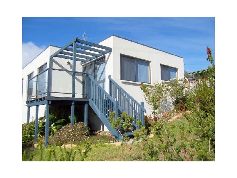 2/2 Mimosa Street, St Helens TAS 7216