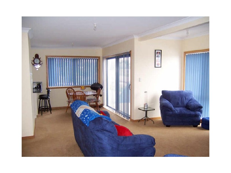 2/2 Mimosa Street, St Helens TAS 7216