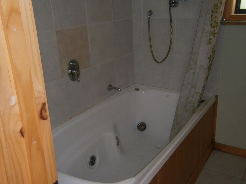 2/74 Medea Cove Esplanade, St Helens TAS 7216