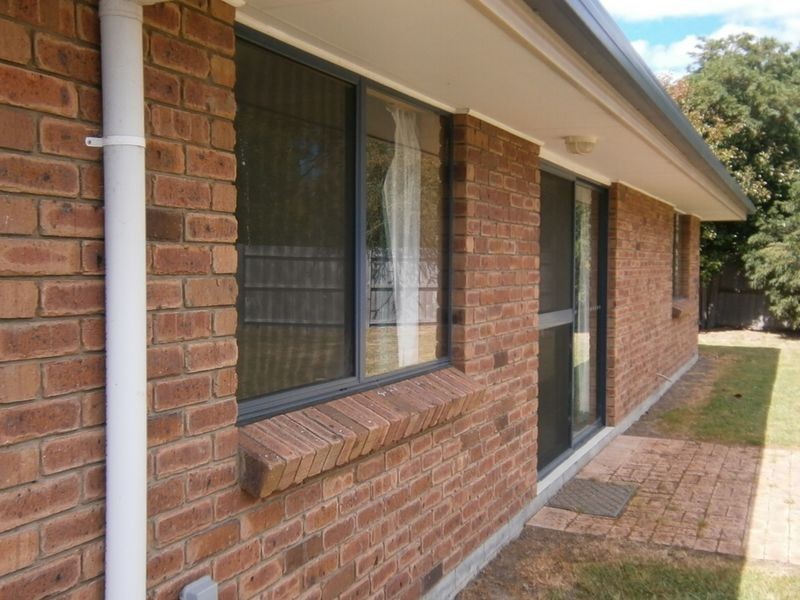 2/74 Medea Cove Esplanade, St Helens TAS 7216