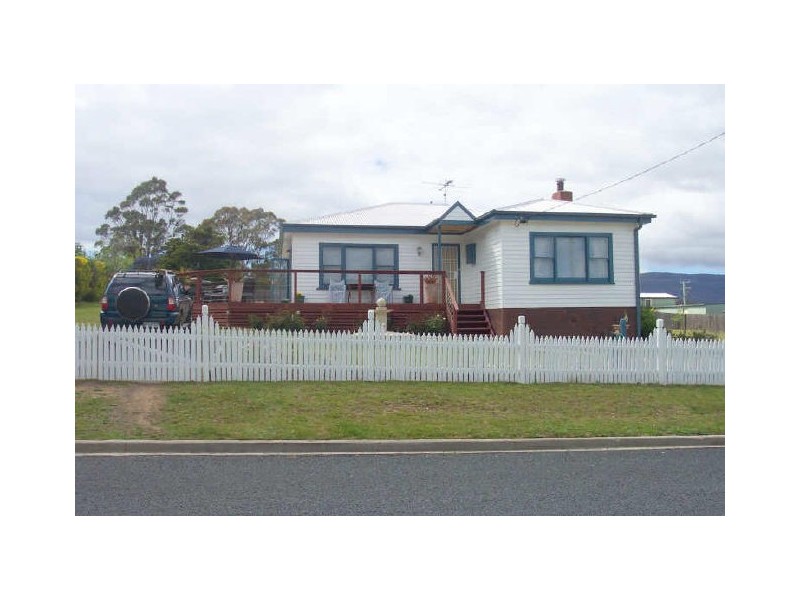 7 Clive Street, St Marys TAS 7215