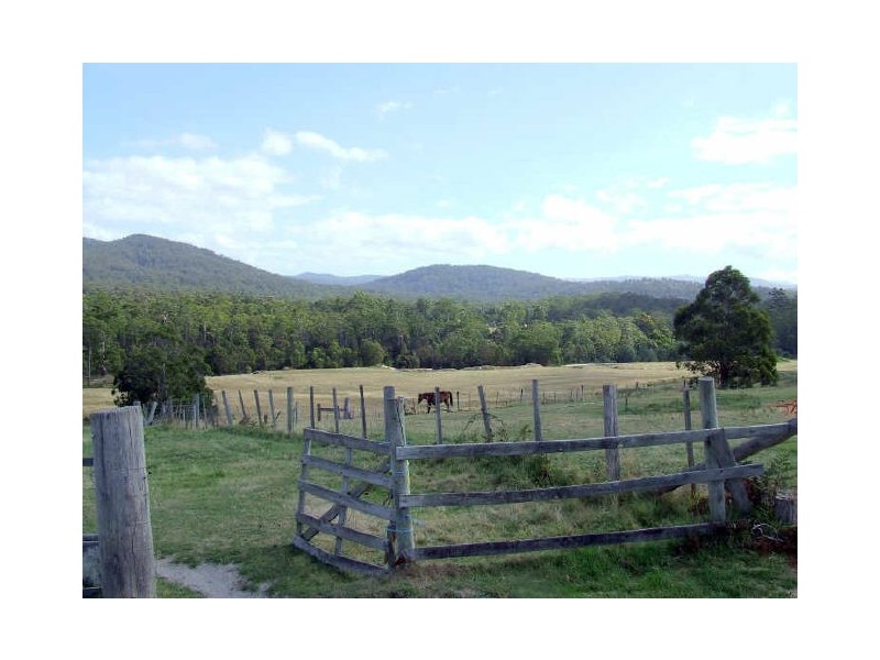57 Hills Road, St Helens TAS 7216