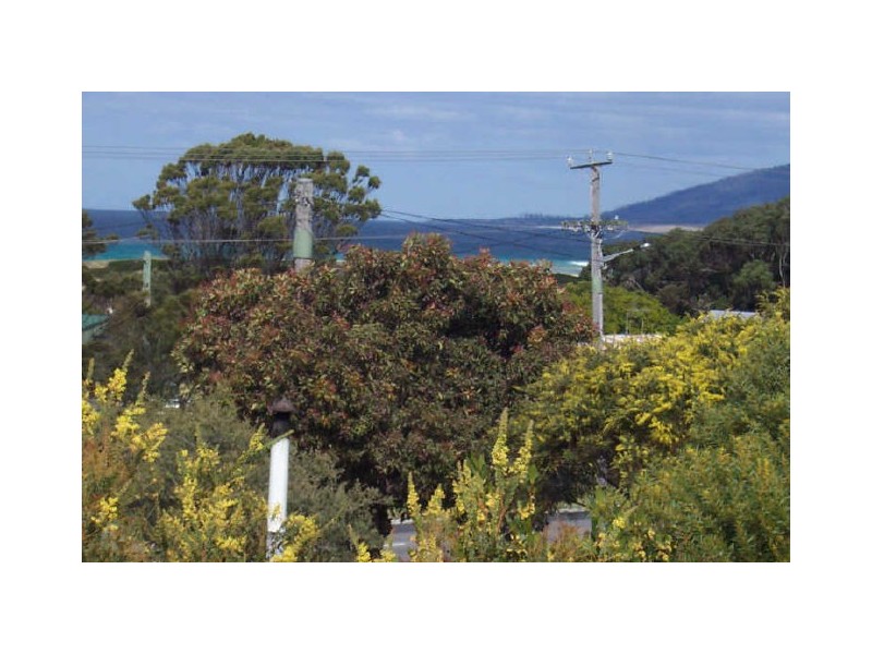 98 Scamander Avenue, Scamander TAS 7215