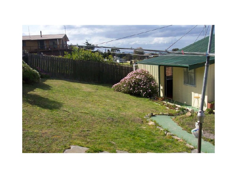 98 Scamander Avenue, Scamander TAS 7215