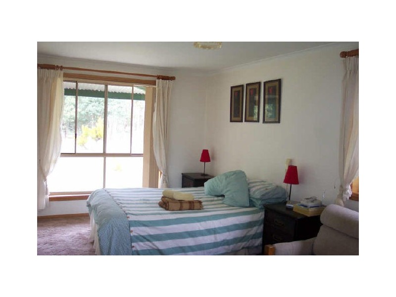 1 Eastern Creek Road, Scamander TAS 7215