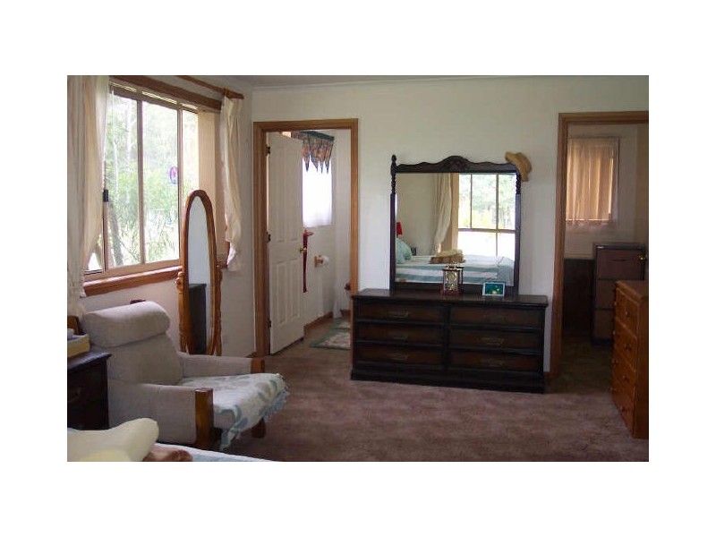 1 Eastern Creek Road, Scamander TAS 7215