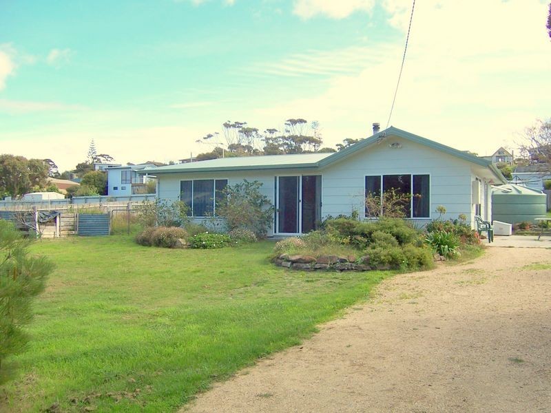 22 Dune Street, Scamander TAS 7215