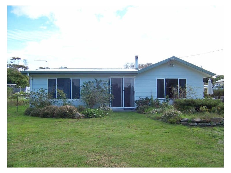 22 Dune Street, Scamander TAS 7215