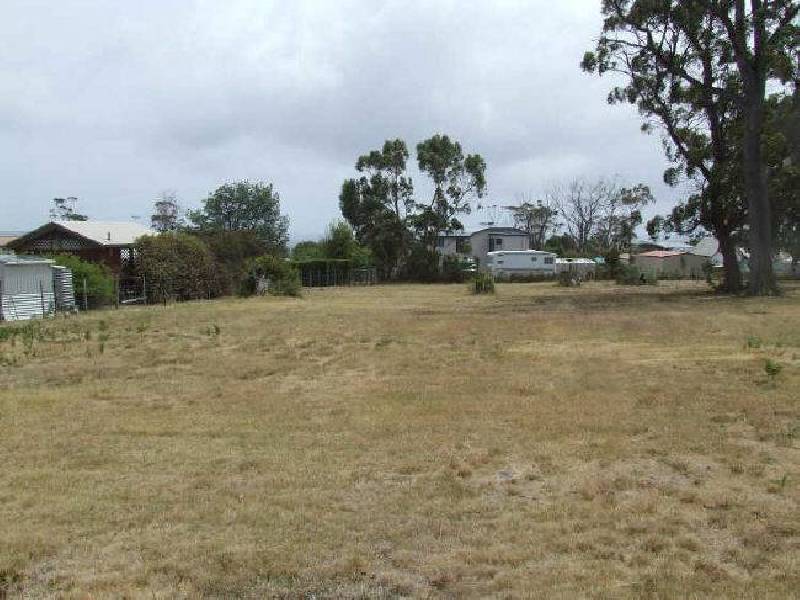 10 Barnett Close, Binalong Bay TAS 7216