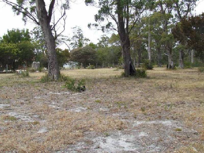 10 Barnett Close, Binalong Bay TAS 7216