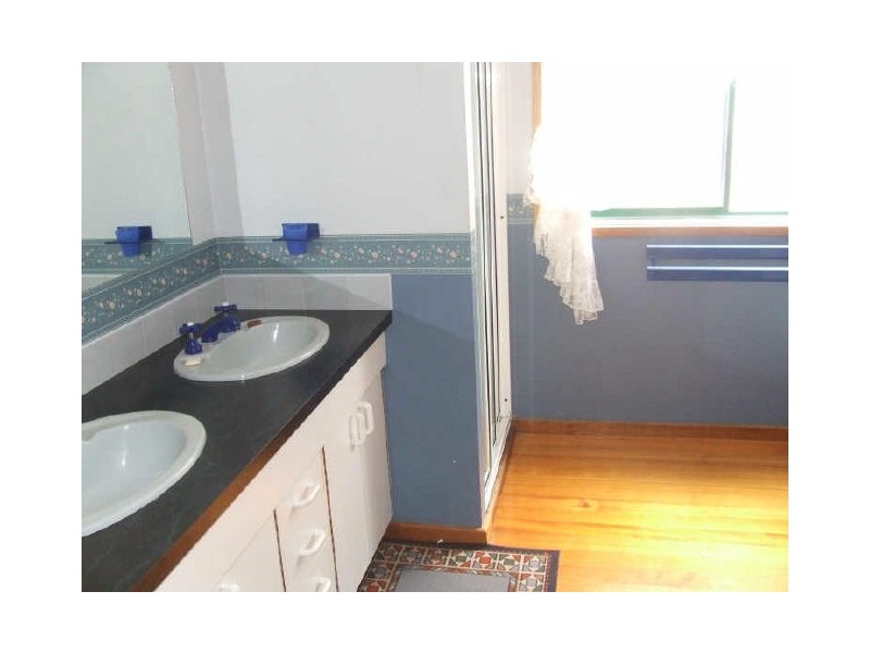 31 Treloggen Drive, Binalong Bay TAS 7216