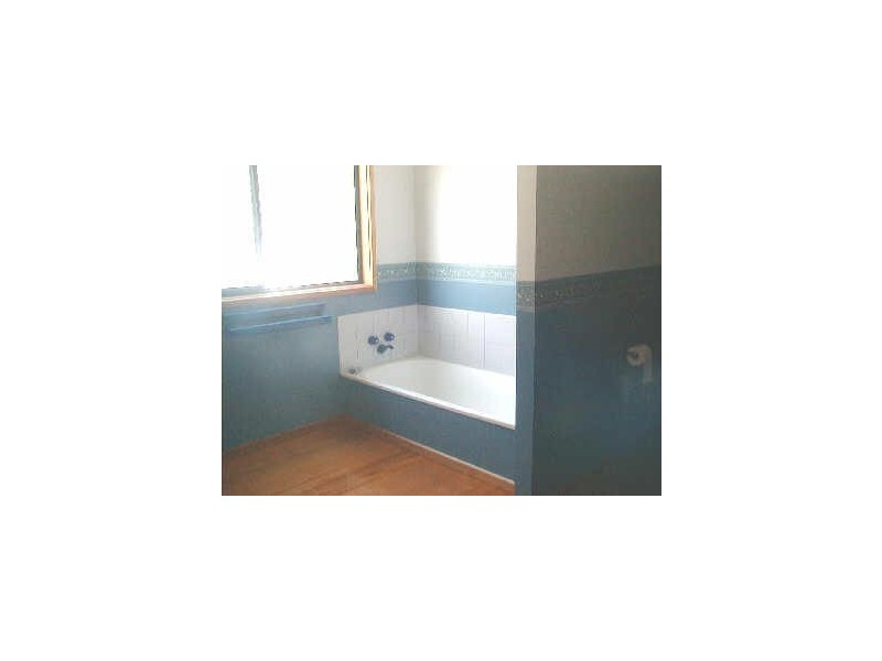 31 Treloggen Drive, Binalong Bay TAS 7216