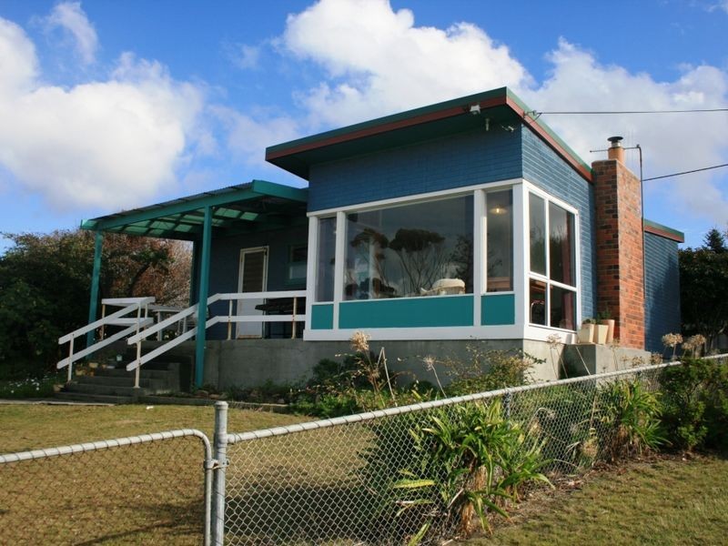 19 Pringle Street, Scamander TAS 7215