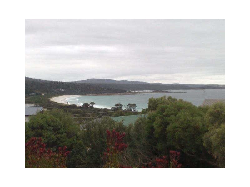 5 Wedge Court, Binalong Bay TAS 7216